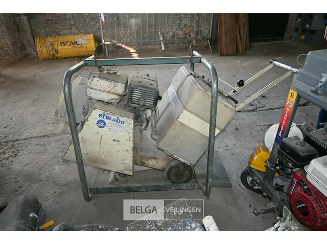 Beton/asfalt zaagmachine - afbeelding 5 van  7