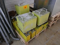 Betonblokken + metalen frame - afbeelding 2 van  4