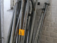 Betonblokken + metalen frame - afbeelding 4 van  4