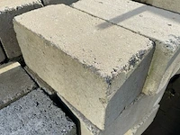 Betonblokken - afbeelding 3 van  3