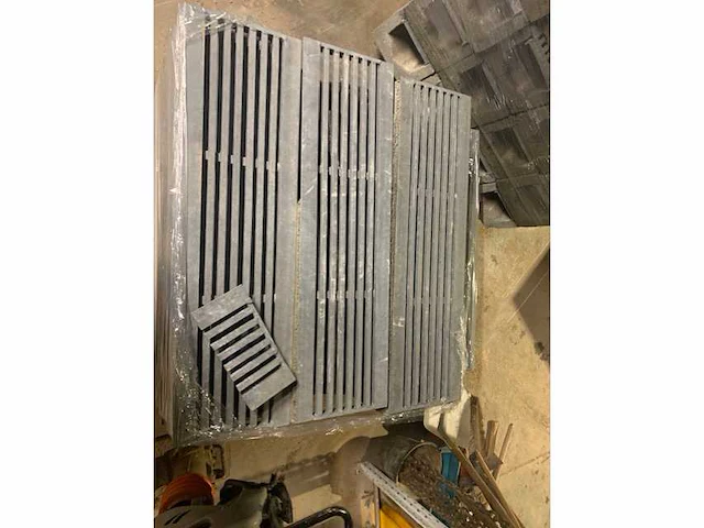 Betongoten met rooster (24x) - afbeelding 9 van  15
