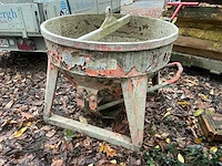 Betonkubel - afbeelding 2 van  3