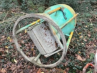 Betonkubel - afbeelding 4 van  5