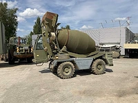 Betonmengwagen - afbeelding 3 van  16