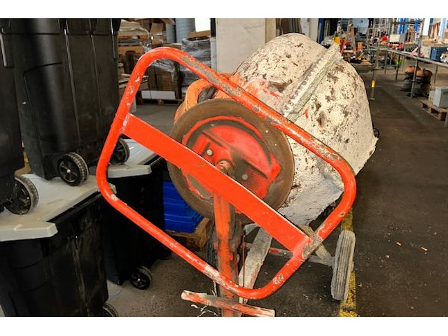 Betonmixer lescha - afbeelding 7 van  7