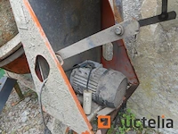 Betonmixer met elektromotor - afbeelding 5 van  10