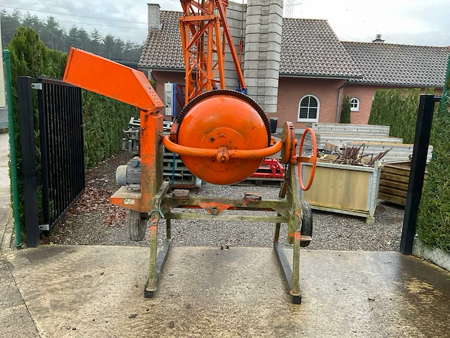 Betonmixer - afbeelding 4 van  6