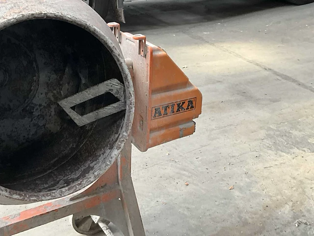 Betonmolen atika profi 145s - afbeelding 2 van  9