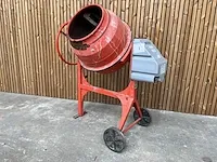 Betonmolen atika