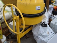 Betonmolen guy noel tp 16 - afbeelding 1 van  2