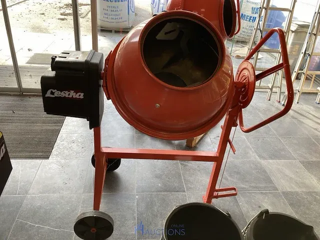 Betonmolen lescha - afbeelding 1 van  4