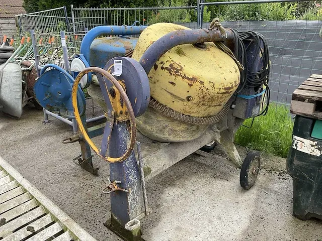 Betonmolen - afbeelding 3 van  4