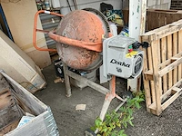 Betonmolen - afbeelding 1 van  3