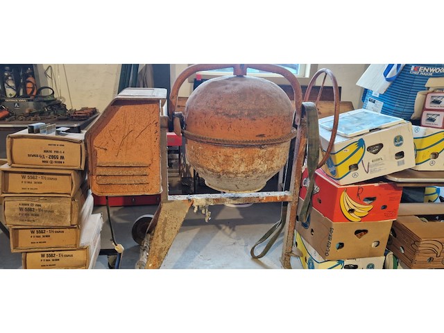 Betonmolen - afbeelding 2 van  2