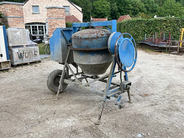 Betonmolen - afbeelding 1 van  16