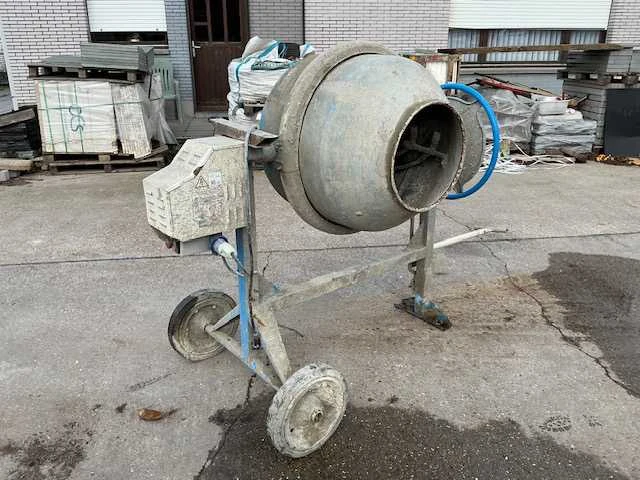 Betonmolen - afbeelding 2 van  5