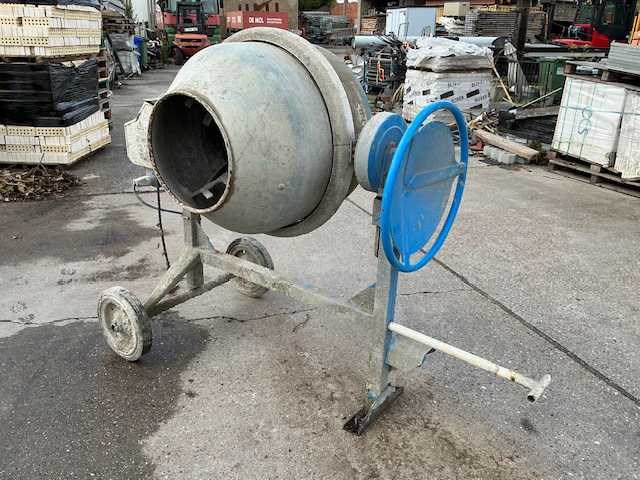 Betonmolen - afbeelding 1 van  5