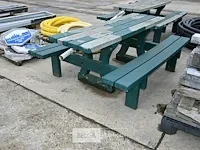 Betonnen buitentafel met vaste zitbanken 200x155x77 - afbeelding 2 van  2