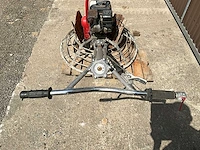 Betonnen helikopter 90cm ander grondverzetmaterieel - afbeelding 4 van  12