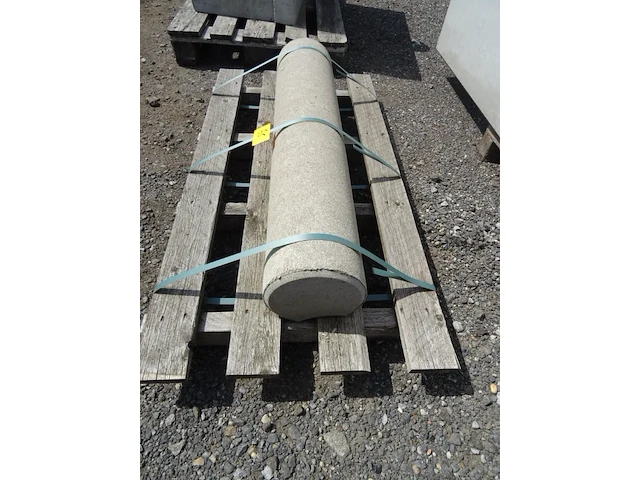 Betonnen paal - afbeelding 3 van  3