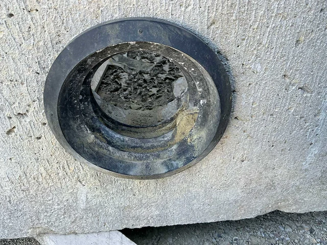 Betonnen waterput - afbeelding 6 van  8