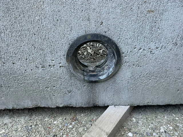 Betonnen waterput - afbeelding 7 van  8