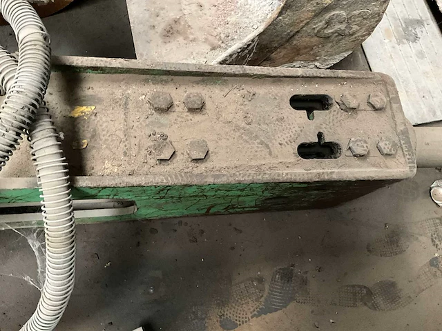 Betonschieter - afbeelding 4 van  7