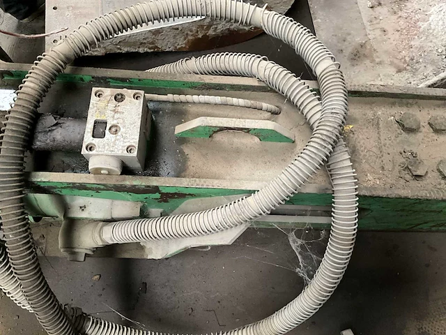 Betonschieter - afbeelding 7 van  7