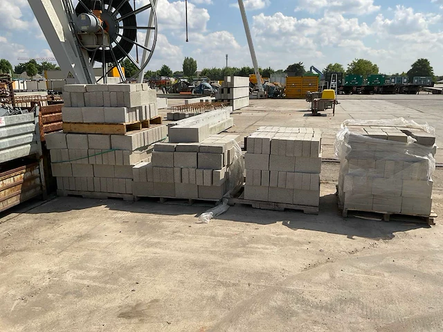 Betontegel (4x) - afbeelding 1 van  8