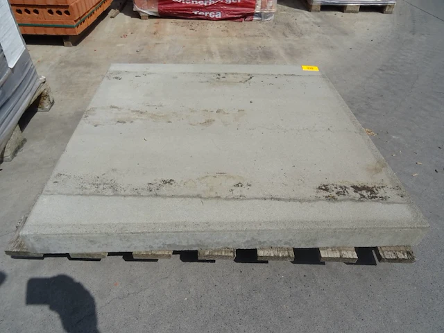Betontegel - afbeelding 1 van  2