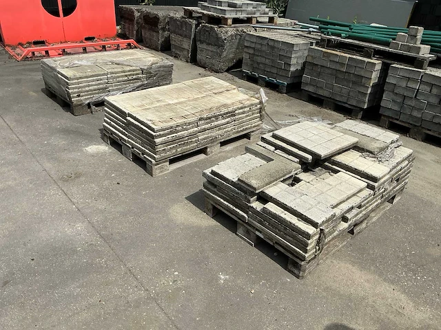 Betontegel - afbeelding 1 van  4