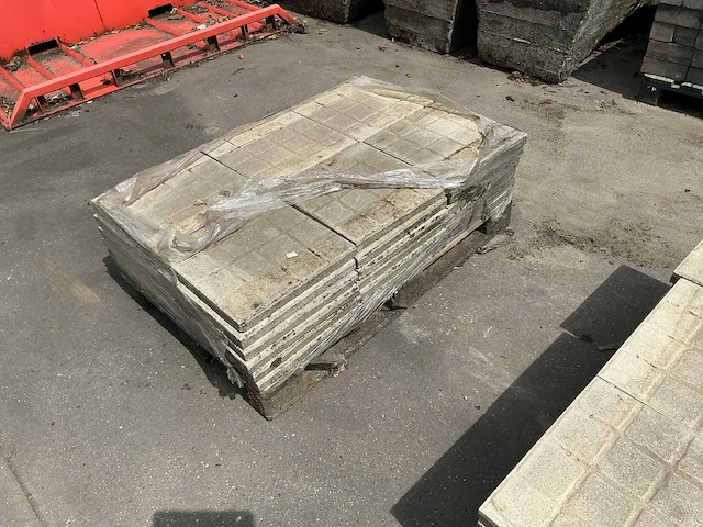 Betontegel - afbeelding 4 van  4