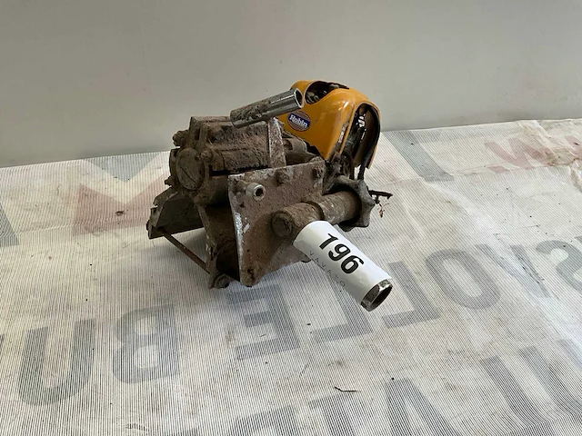 Betontrilplaat - afbeelding 1 van  4