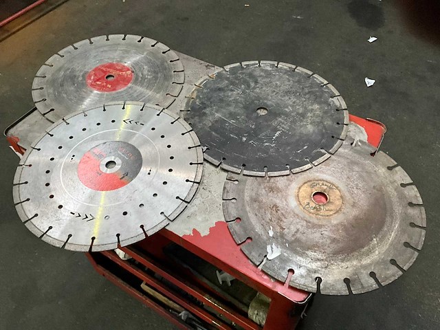 Betonzaag 4 stuks - afbeelding 1 van  10