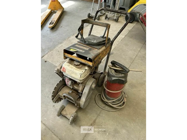Betonzaag wacker - afbeelding 1 van  4