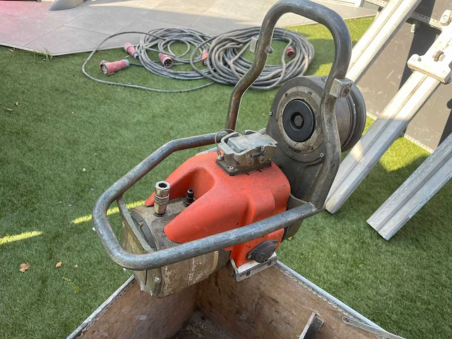 Betonzaag, wandzaag husqvarna ws 482 hf en draadzaag, diamantkabelzaag - afbeelding 1 van  20