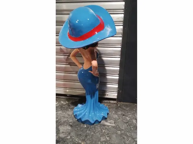 Betty boop xxl sculptuur - afbeelding 2 van  2