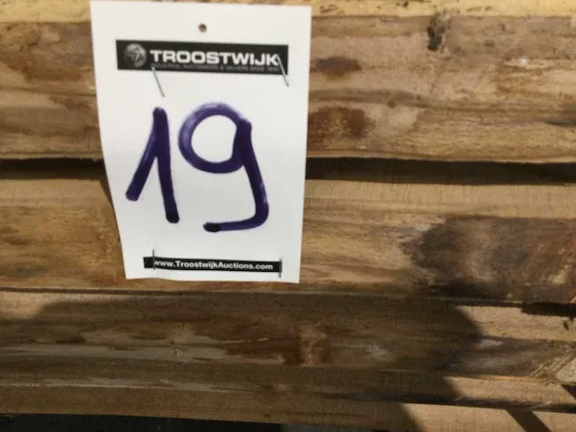 Beuken stam verzaagd kd - afbeelding 3 van  11