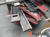 Bewegwijzering apparatuur en veiligheid op de bouwplaats - afbeelding 5 van  7