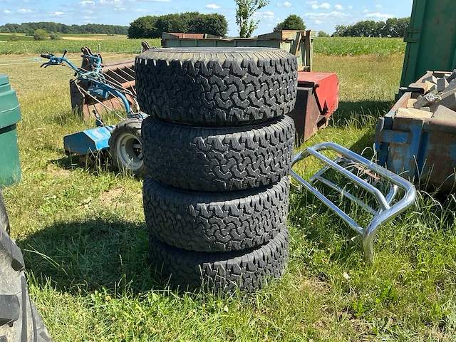 Bfgoodrich all-terrain t/a autoband 4x - afbeelding 1 van  8