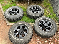 Bfgoodrich mud terrain banden - afbeelding 1 van  13
