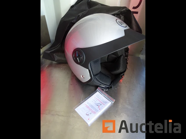 Bhr italiaans design 883 peak motorhelm - afbeelding 10 van  11