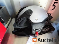 Bhr italiaans design 883 peak motorhelm - afbeelding 1 van  11