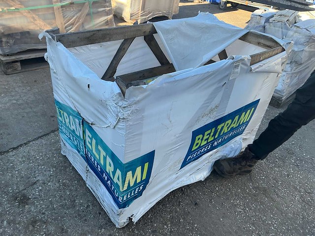 Bianca perla partij plinten 20,4 lm - afbeelding 5 van  5