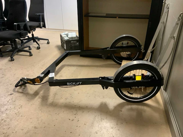 Bicylift fietstrailer - afbeelding 2 van  4