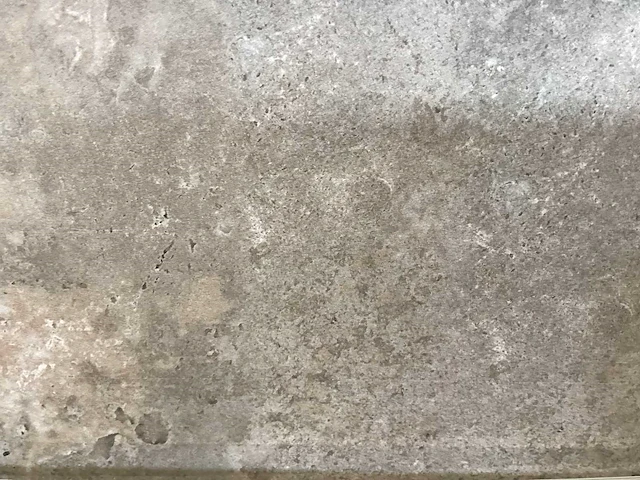 Bien gris travertino mat 100x100 cm tegel 60 m² - afbeelding 12 van  12