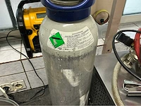 Bierpomp met fles acide overige keukenbenodigdheden - afbeelding 5 van  7