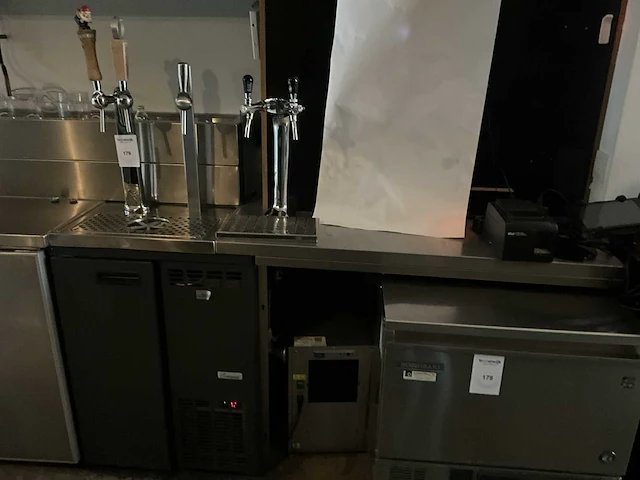 Biertapinstallatie - afbeelding 1 van  6