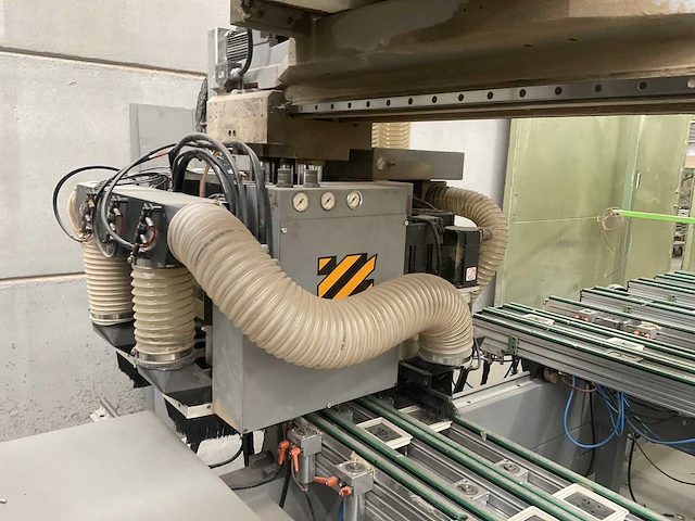 Biesse - rover 346 atc - cnc machining centres - 1993 - houtbewerking - houtbewerkingsmachines - afbeelding 6 van  10