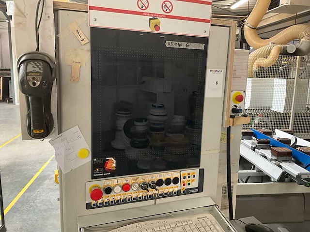 Biesse rover a3.30 cnc-bewerkingscentrum - afbeelding 11 van  17